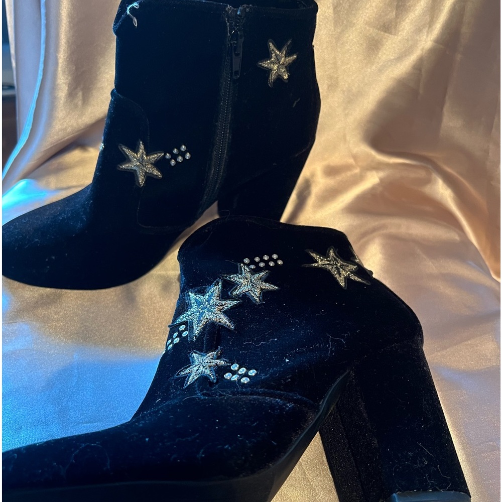 Booties - Picture 2 of 7